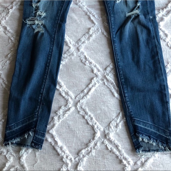 Express Stretch Mid Rise Cropped Jeans - Picture 5 of 5